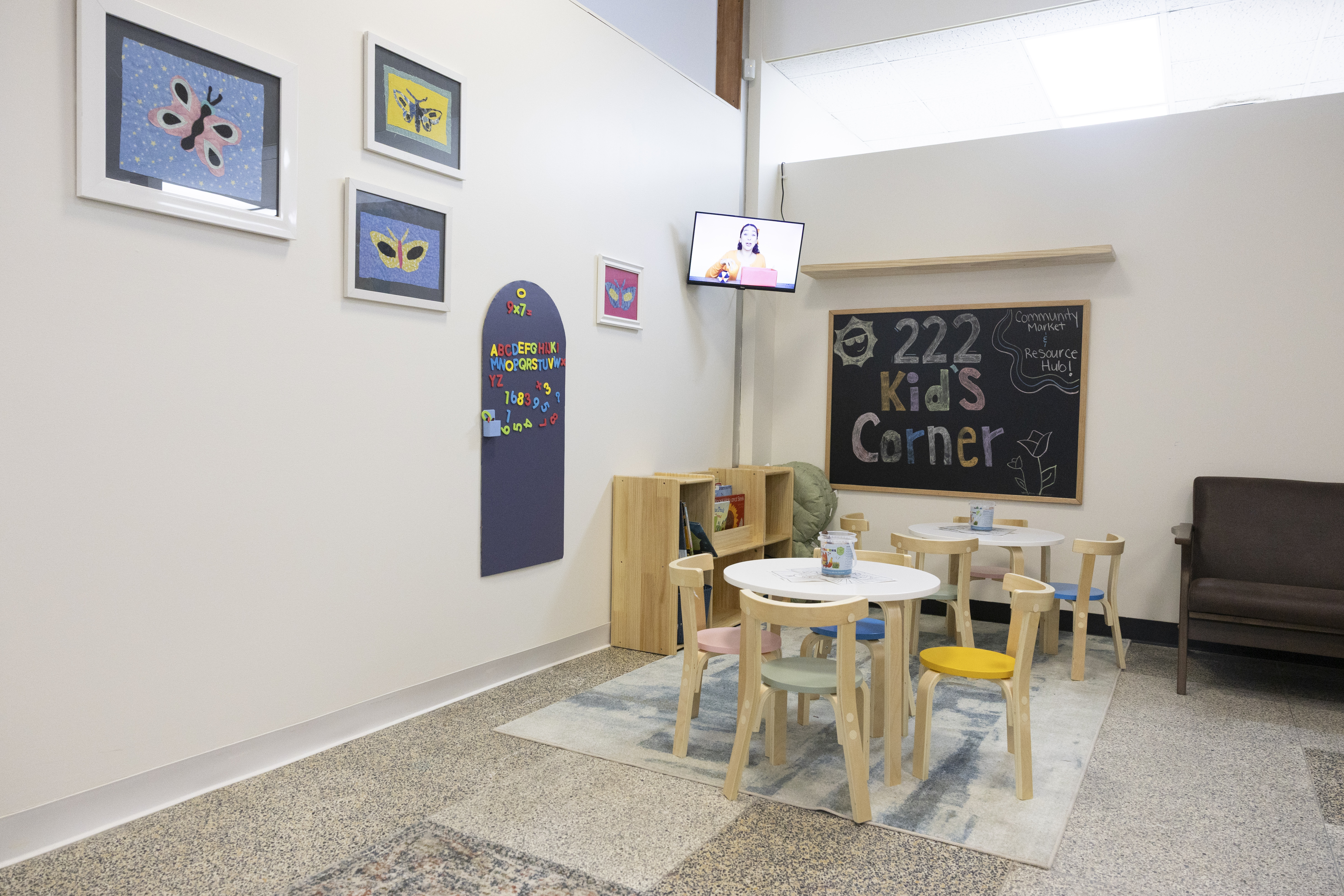 the-222-waiting-room-kids-corner